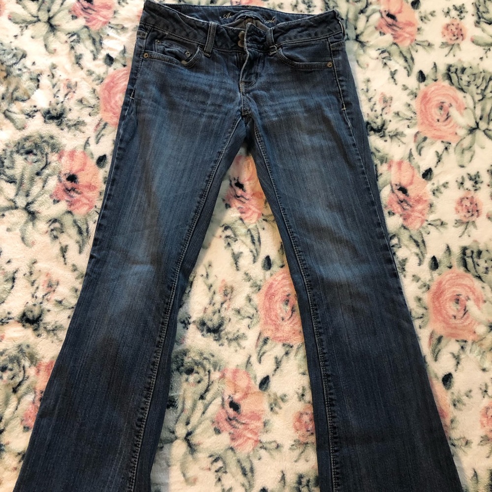 AE Artist Size 4 Short